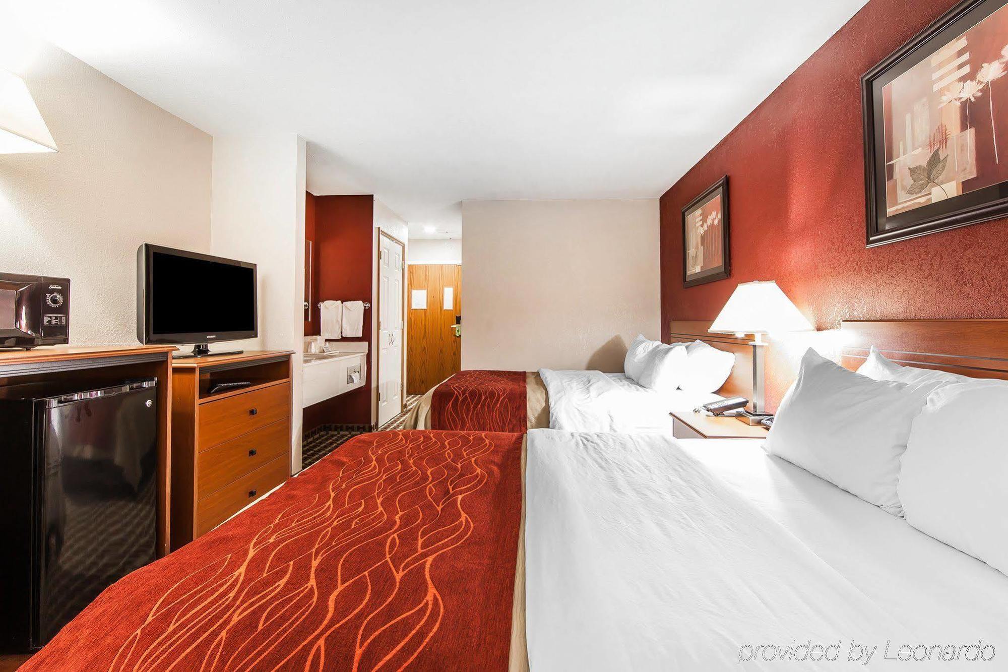 Quality Inn Seaman Extérieur photo