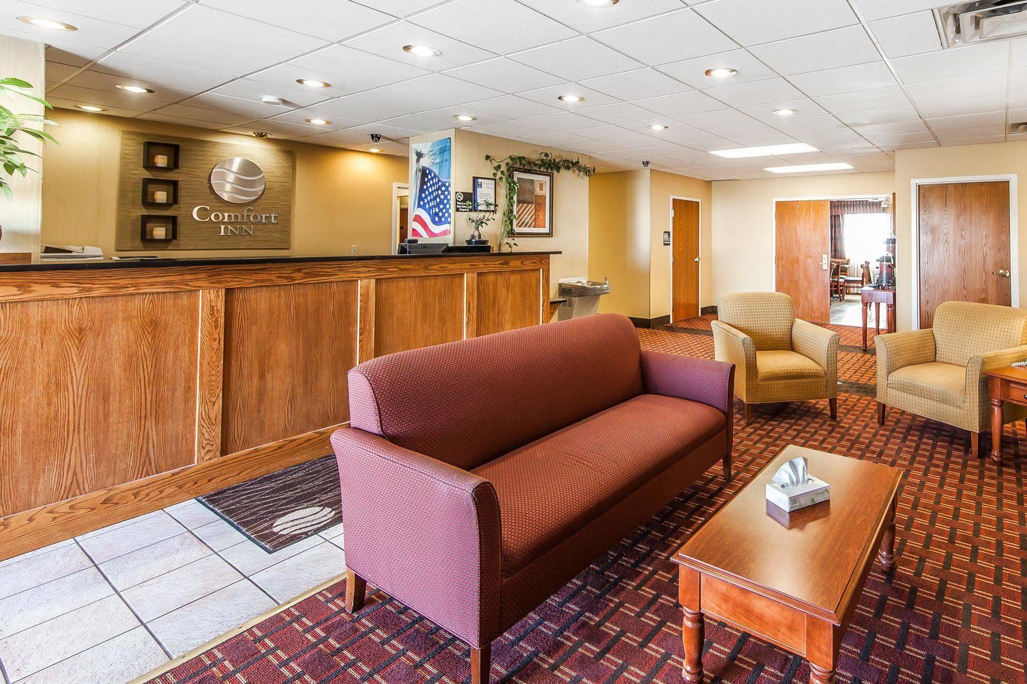 Quality Inn Seaman Extérieur photo